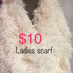 Brand New Ladies Scarfs